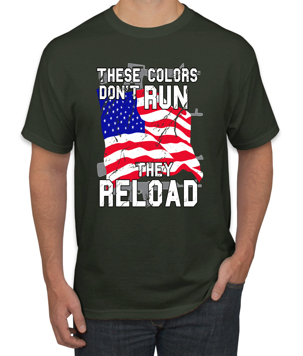 Estos Colores No Corren Recargan Bandera de EE. UU. Patriótico Orgullo Americano Hombres Camiseta - Imagen 5 de 20