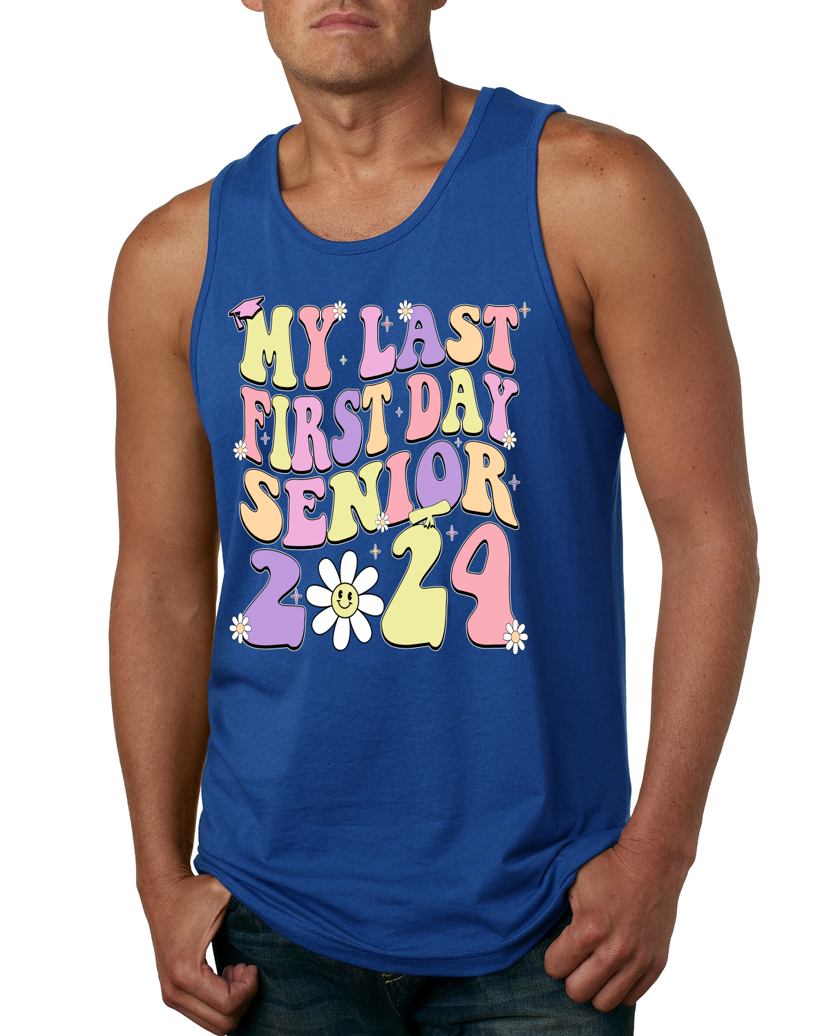 Camiseta sin mangas My Last First Day Groovy Letters Graduation Cap para hombre - Imagen 6 de 7